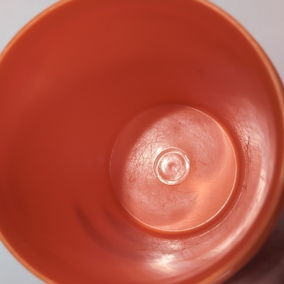 Tupperware 1980s Vintage Orange Handolier with Pour Lid Canister - Picture 4 of 5